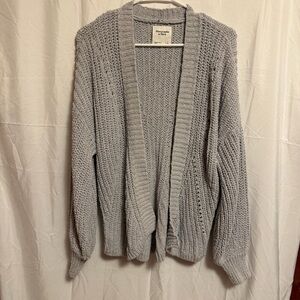 Abercrombie & Fitch Light Gray Knit Sweater